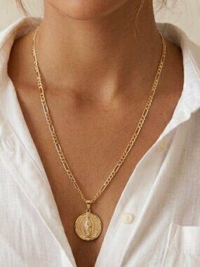 18K Gold Plated Stainless Steel Virgin MARY Necklace 20” Figaro Chain